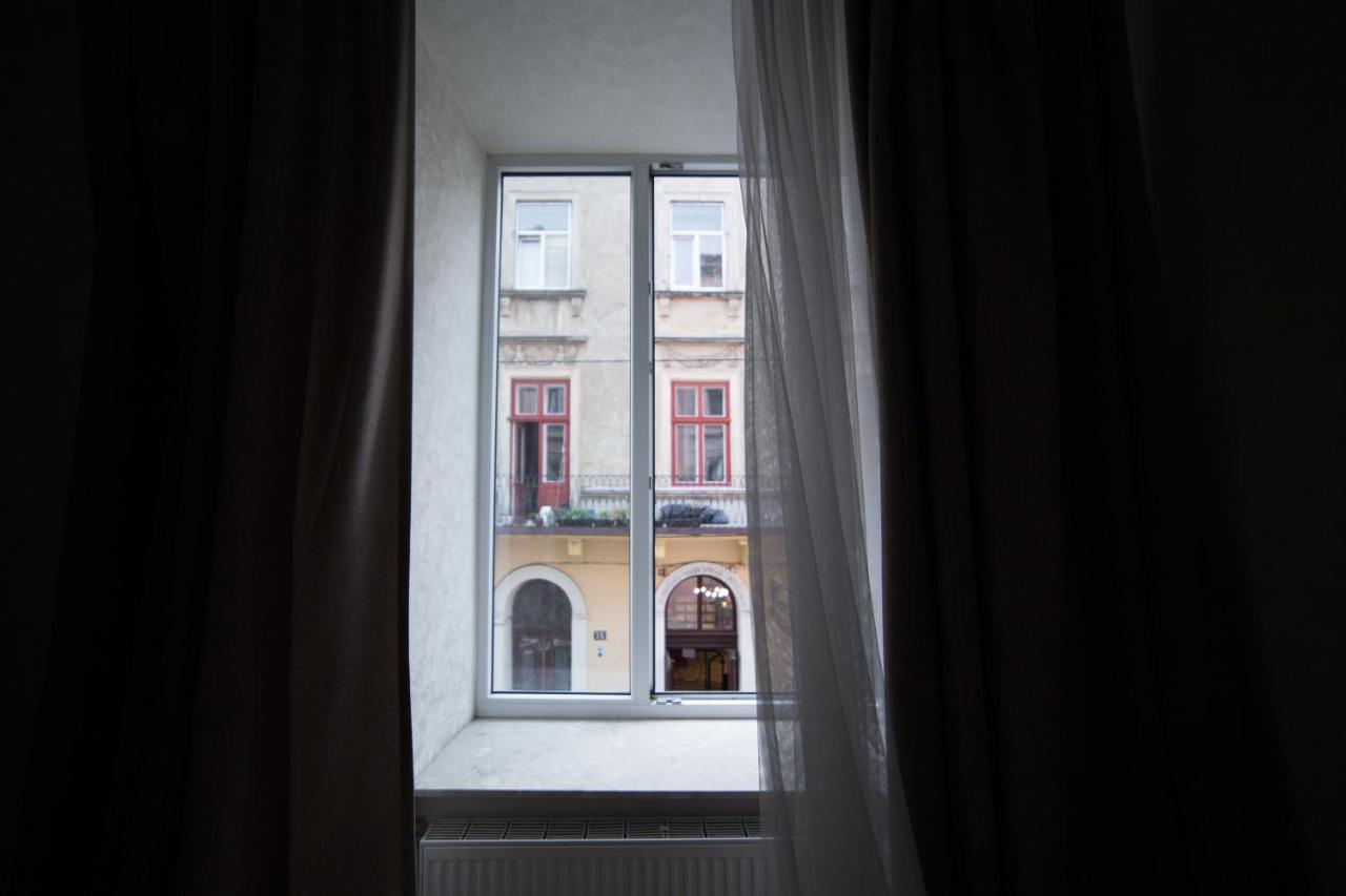 Apartment On Virmenska 3, With 2 Separate Bedrooms 리비프 외부 사진